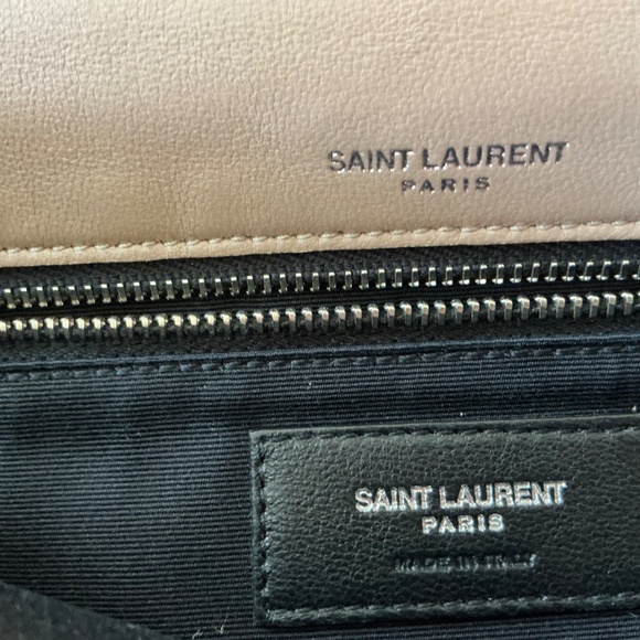 Exquisite Saint Laurent Kate Tassel shoulder bag in beige leather - Picture 9 of 9